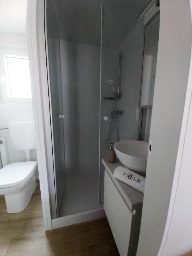 Mobile Home Sole Biograd Na Moru Exteriér fotografie