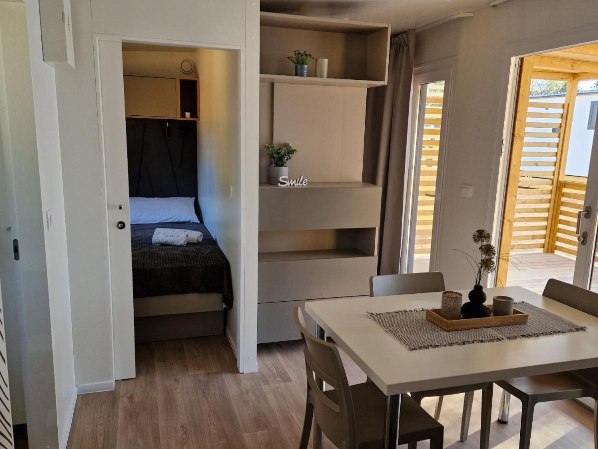 Mobile Home Sole Biograd Na Moru Exteriér fotografie